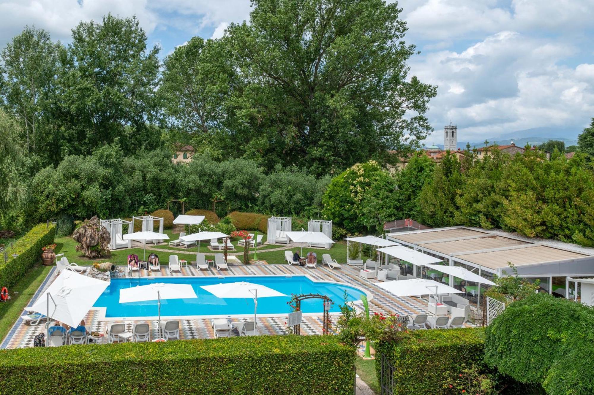 Castello Dei Templari Bed & Breakfast Lucca Exterior photo