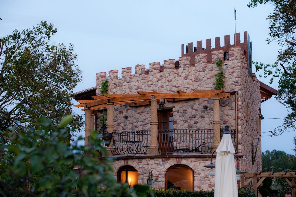 Castello Dei Templari Bed & Breakfast Lucca Exterior photo